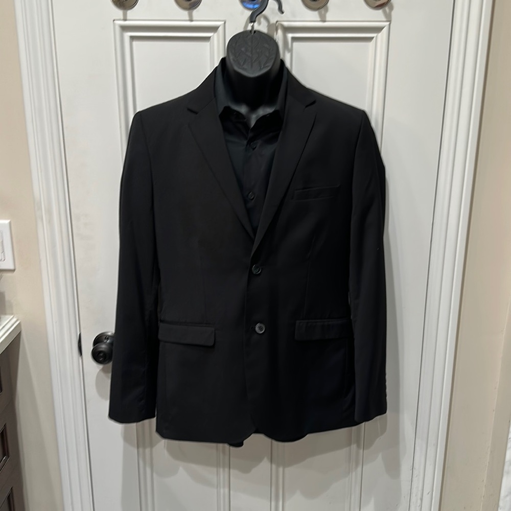 Men’s Black H&M Suit.